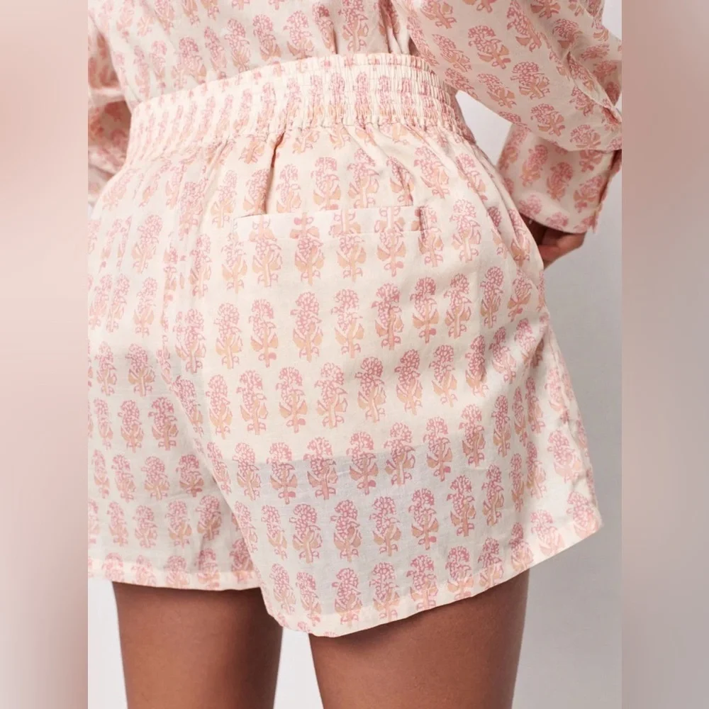 Faherty Women’s Malibu Shorts Pink Taj Floral Organic Cotton Size S NWT - Picture 2 of 9